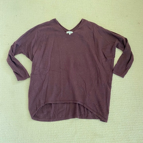 Hi-Low Hem Sweater - Picture 1 of 3